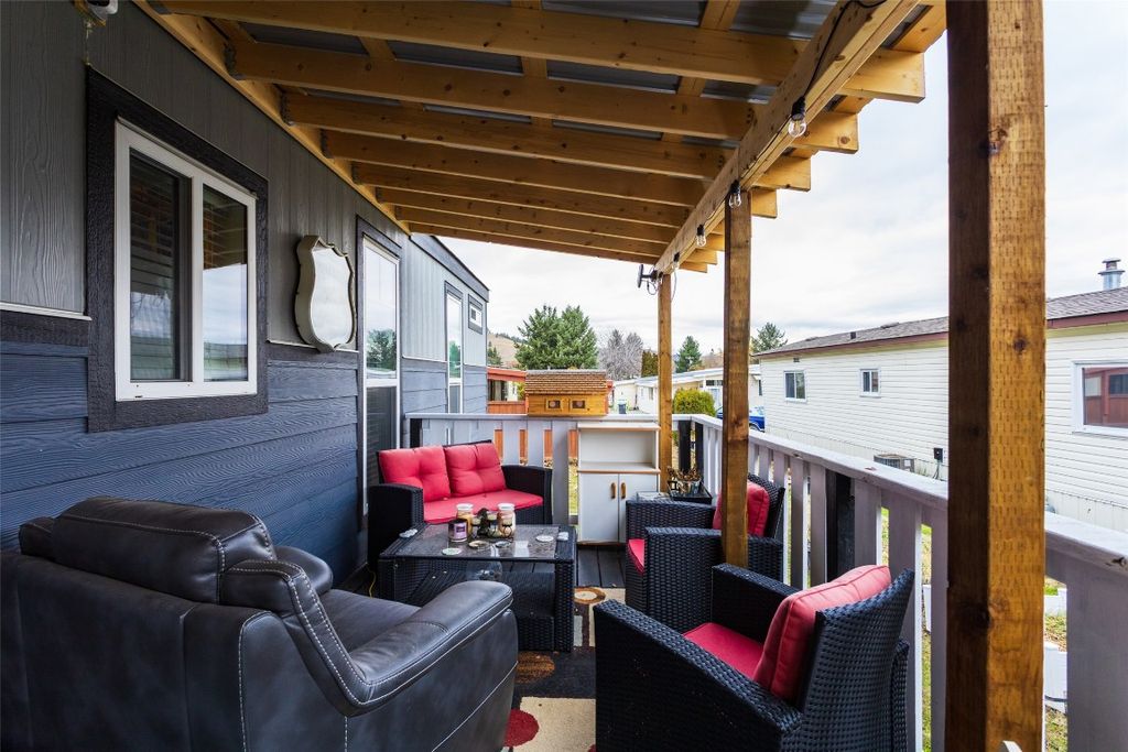 listing image 16514405171953746664