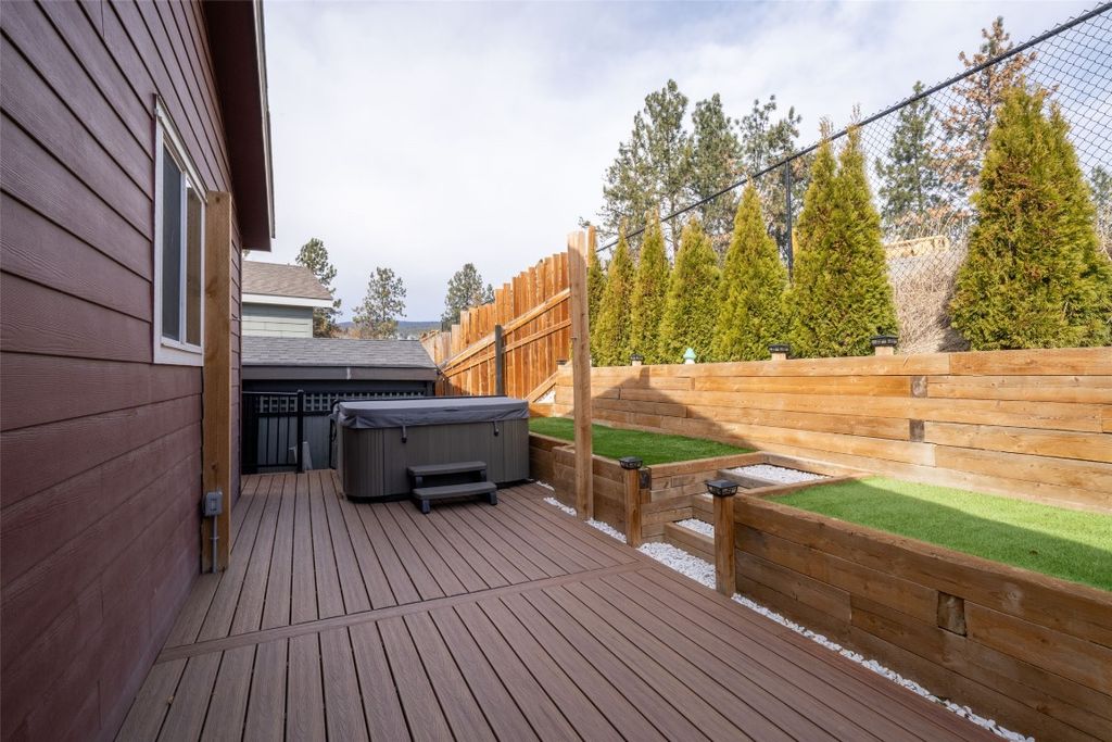 listing image 16512232883467385880