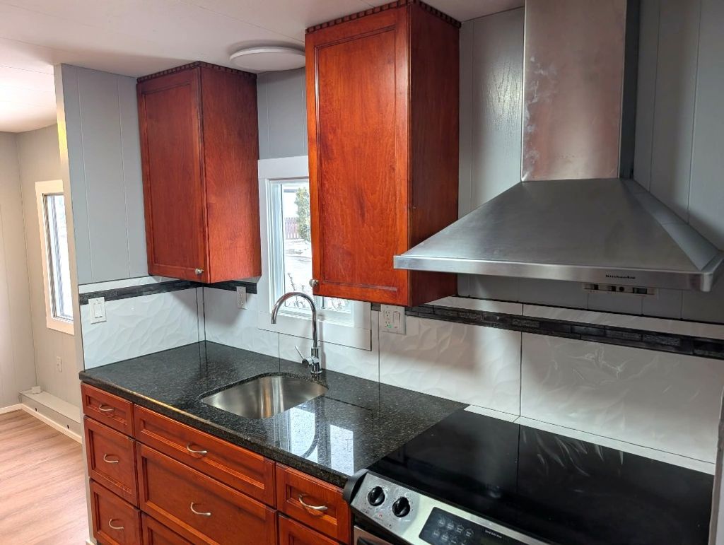 listing image 16514216762313874363