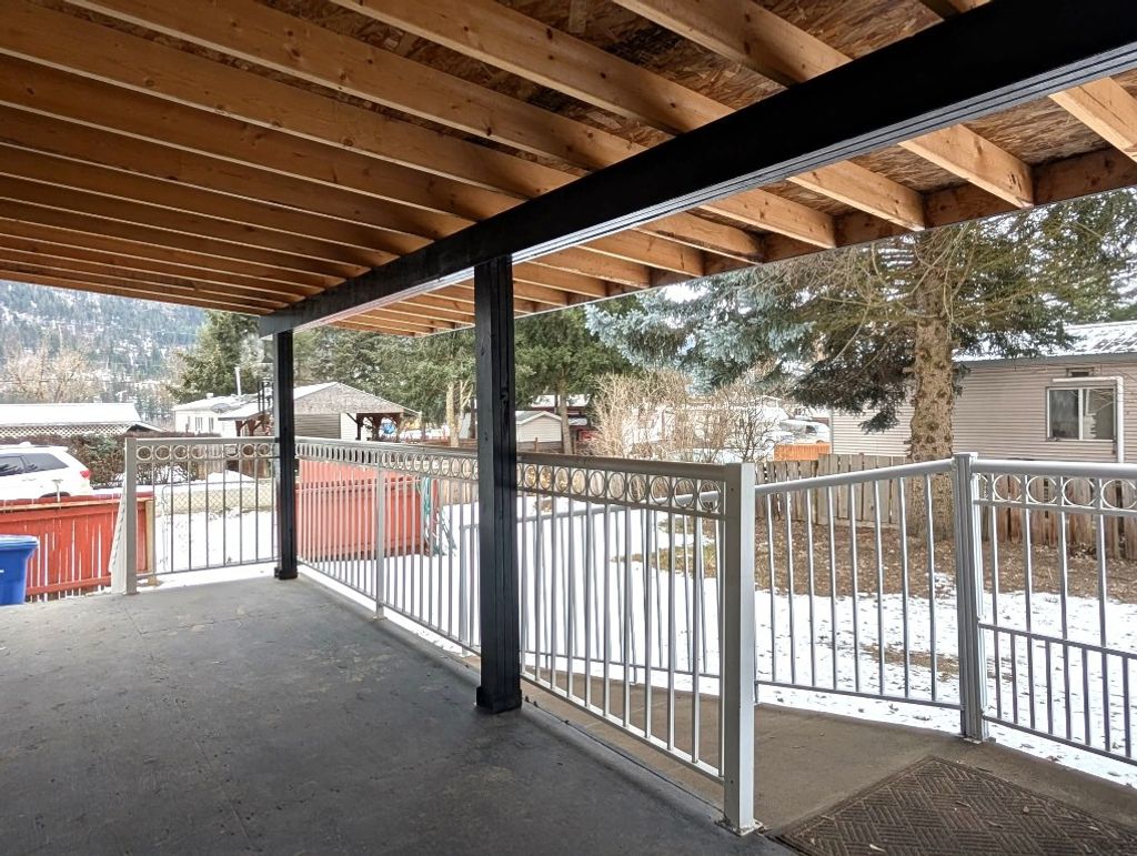 listing image 16510578734408545546