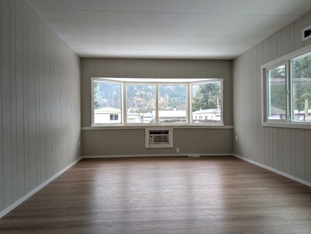 listing image 16517005594097673347