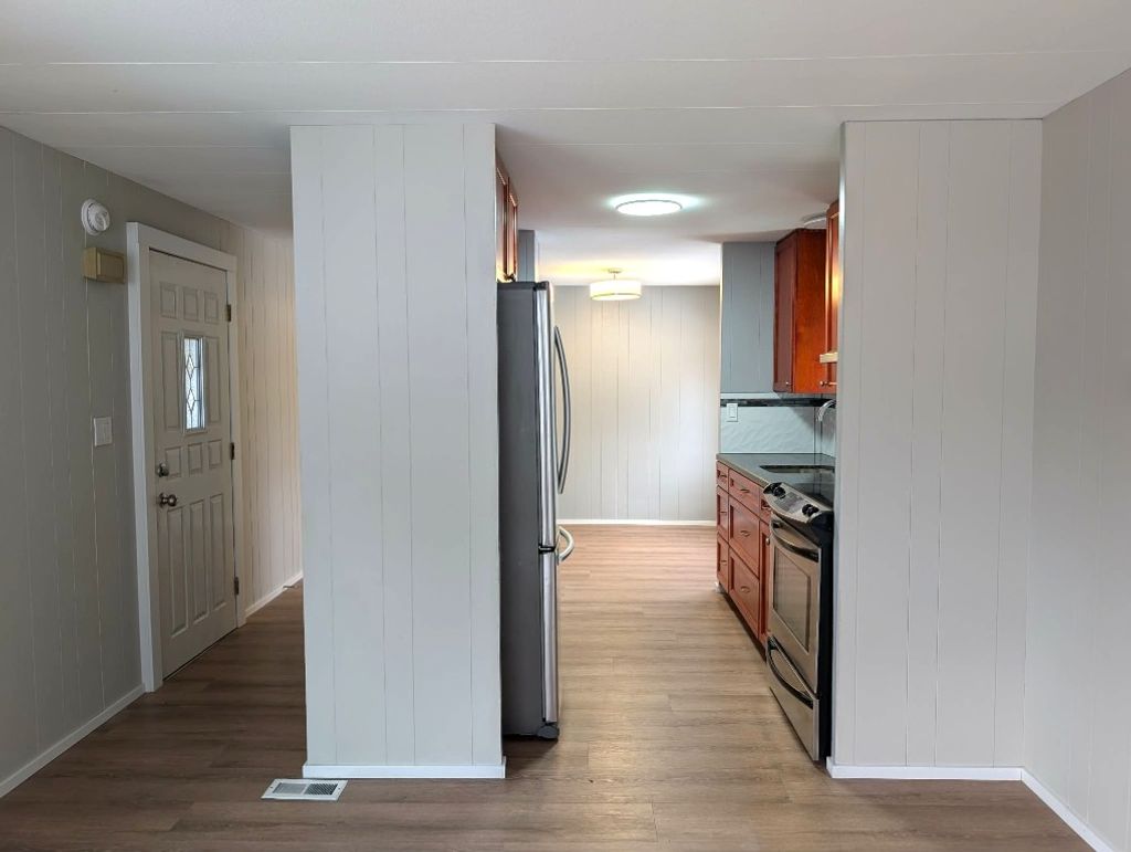 listing image 16519198161847413908