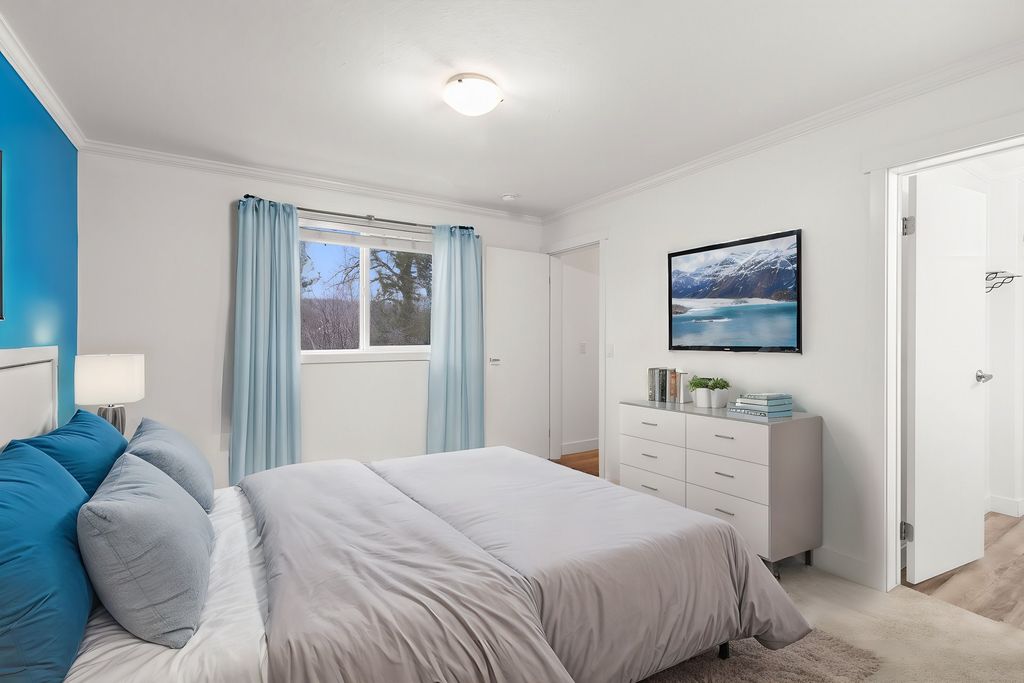 listing image 16510372395553001924