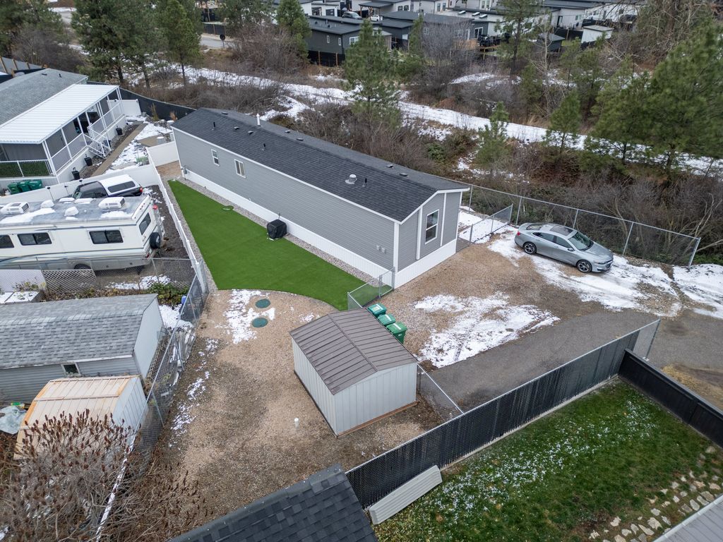 listing image 16514067344589380236