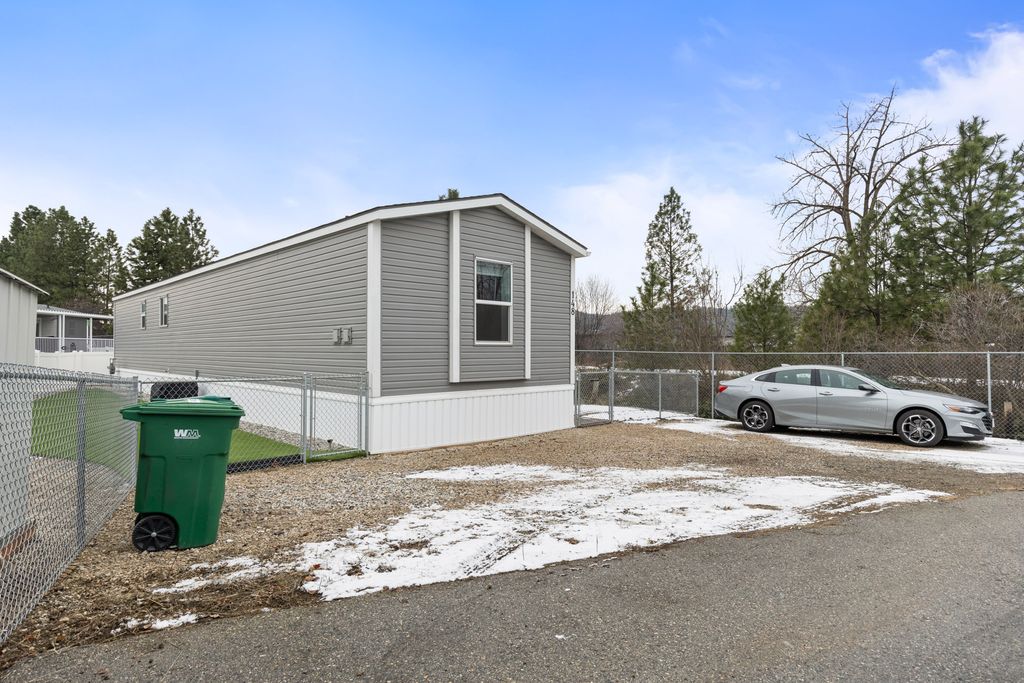 listing image 16512612407767128671