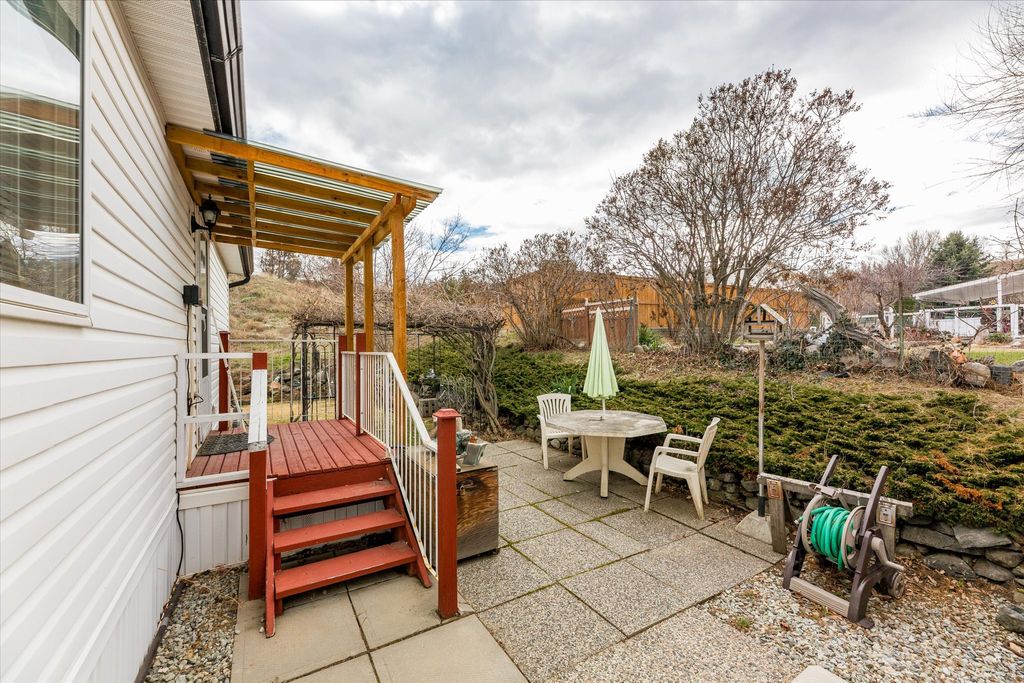 listing image 16516094474720769290