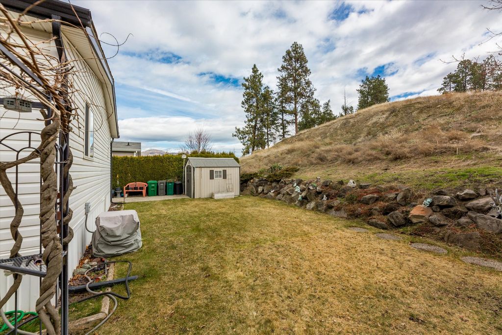 listing image 16512147913695675906