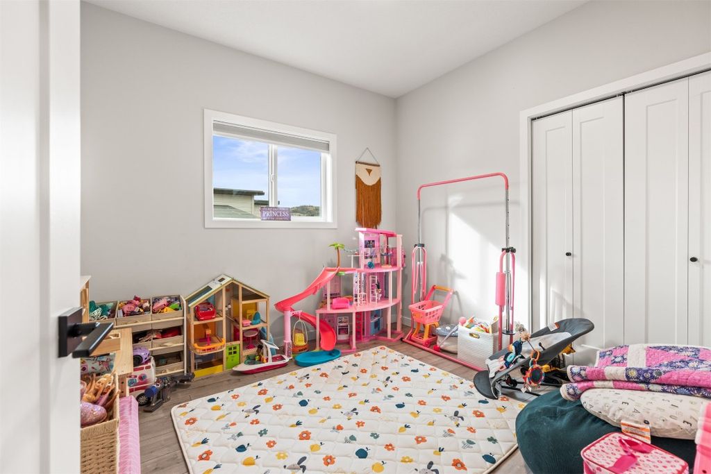 listing image 16511255289019071925