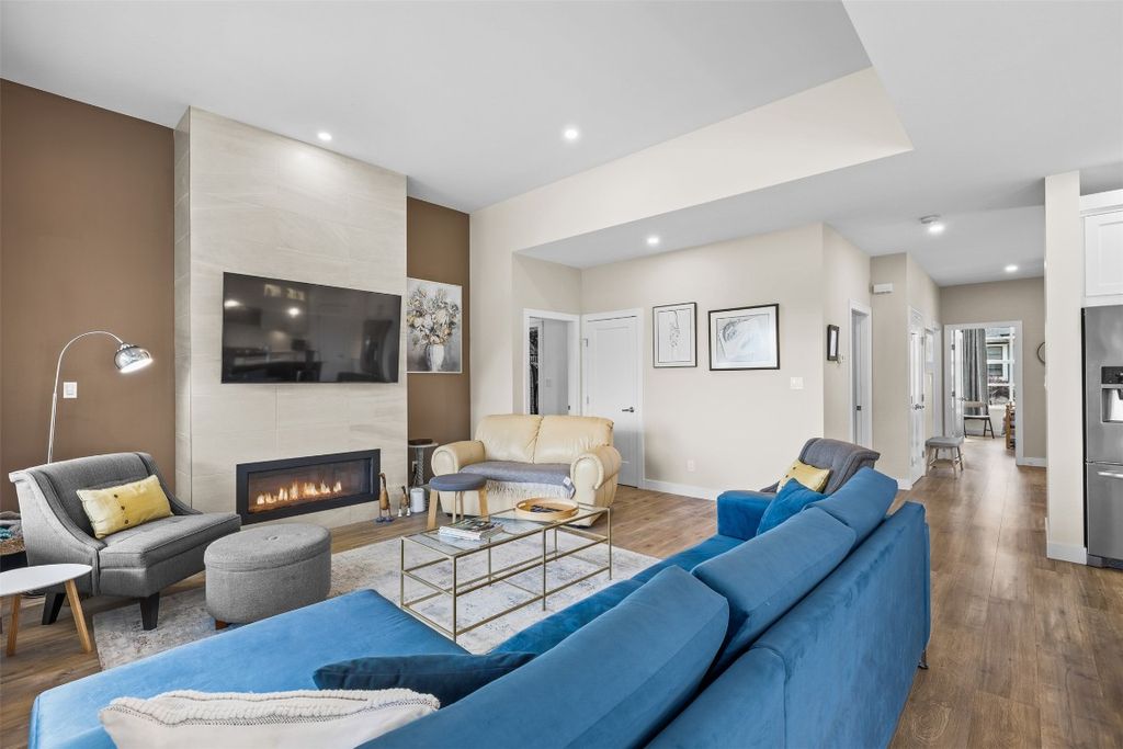 listing image 16510705737415278326