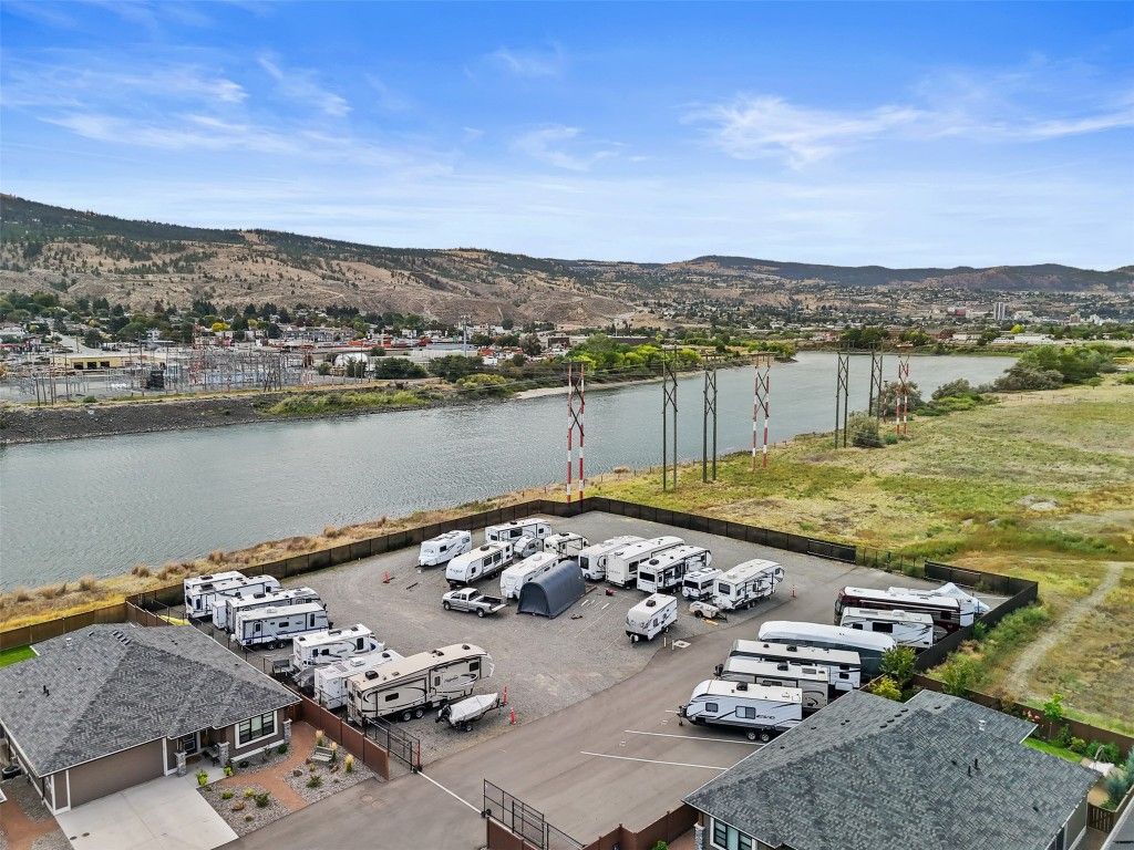 listing image 16519144003288941039