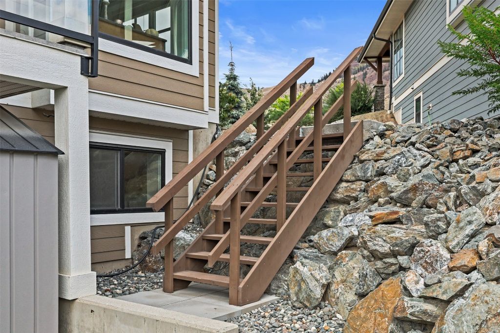 listing image 16519273320363304441