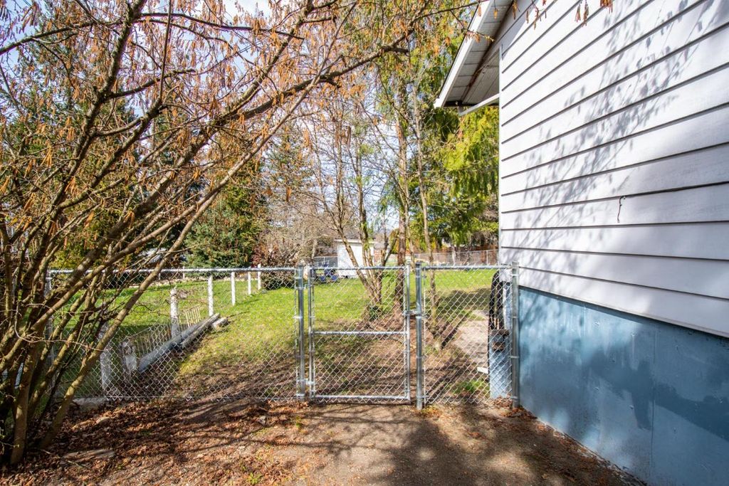 listing image 16518004878953661628