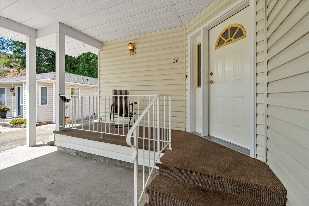 listing image 16512697011206556216