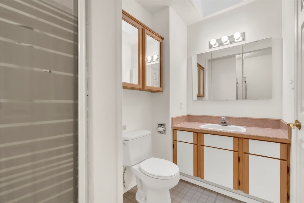 listing image 16512959645957857955