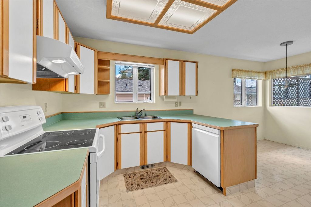 listing image 16518434283180523762