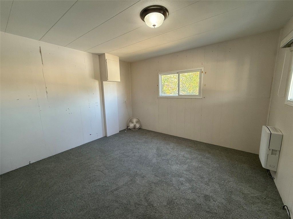 listing image 16517986969338497845