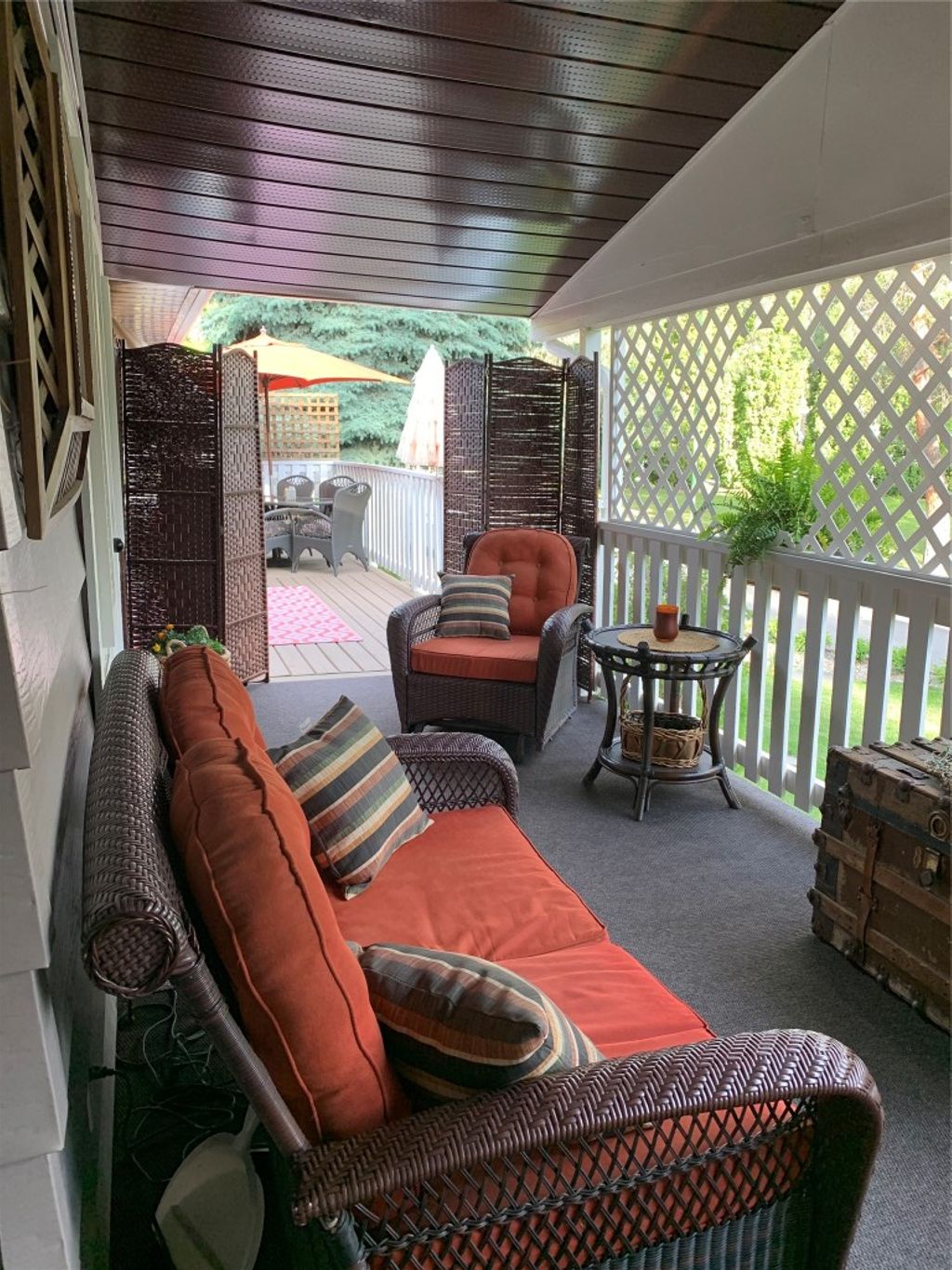 listing image 16516385787850779432