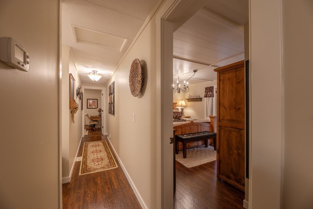 listing image 16511197841071488345