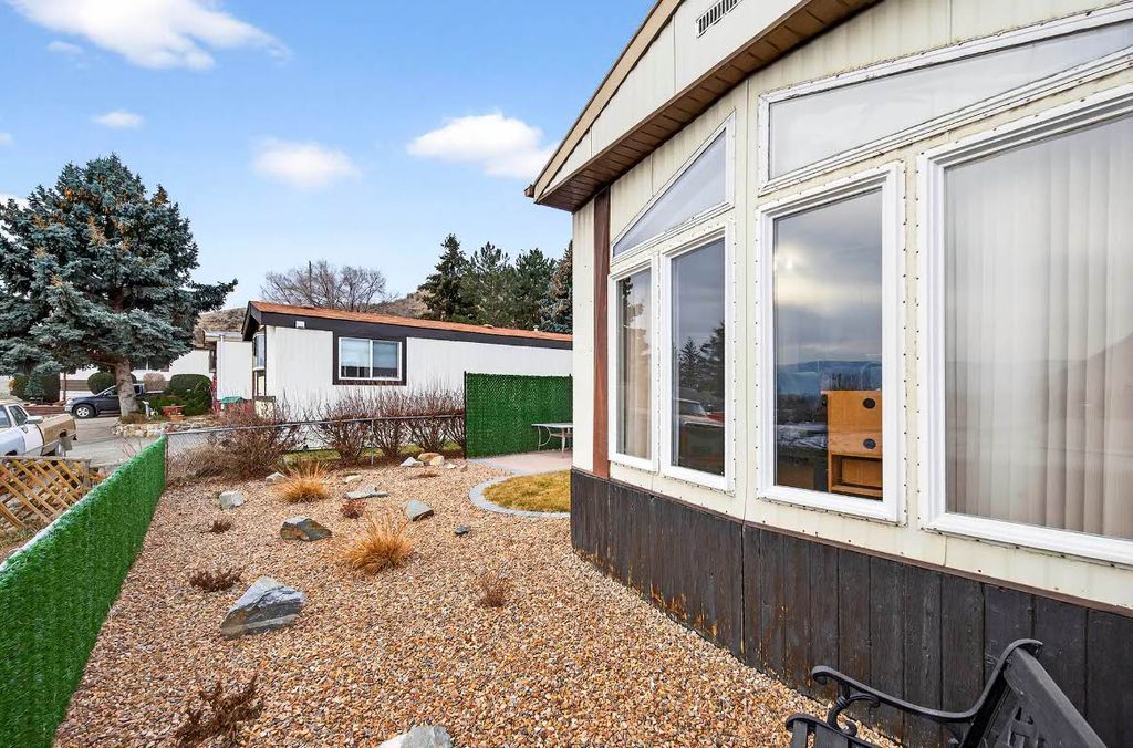 listing image 16512925440475935510