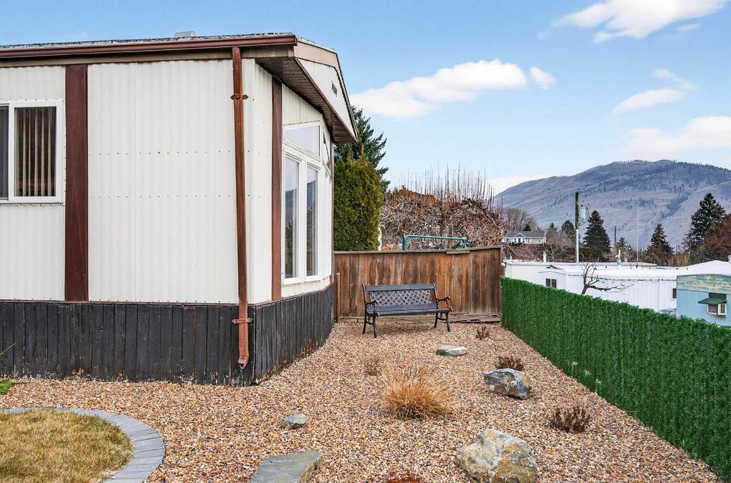 listing image 16511762232984600671