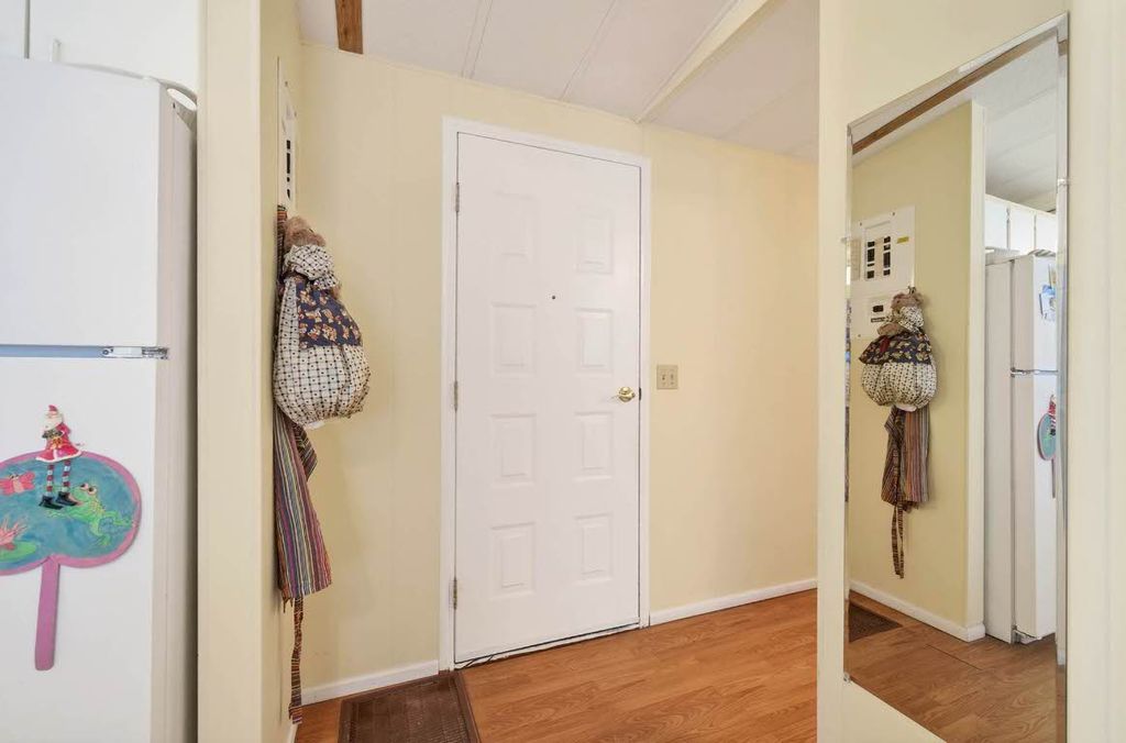 listing image 16519202946311613772