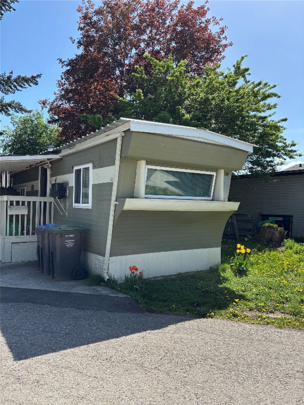 listing image 16510336777408891167