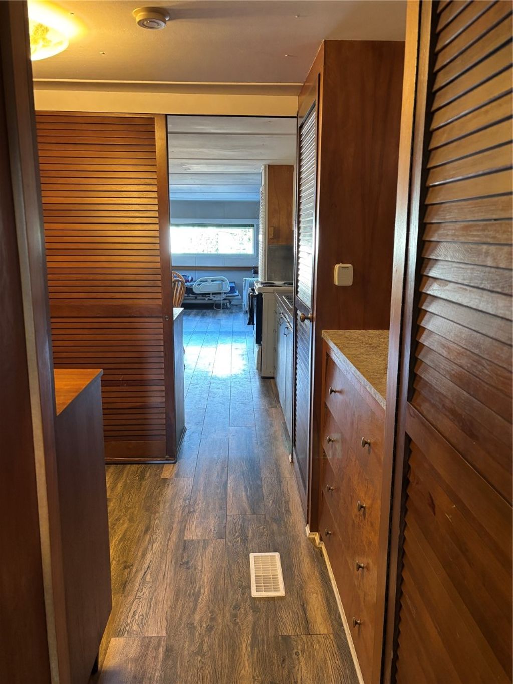 listing image 16510258884967734305