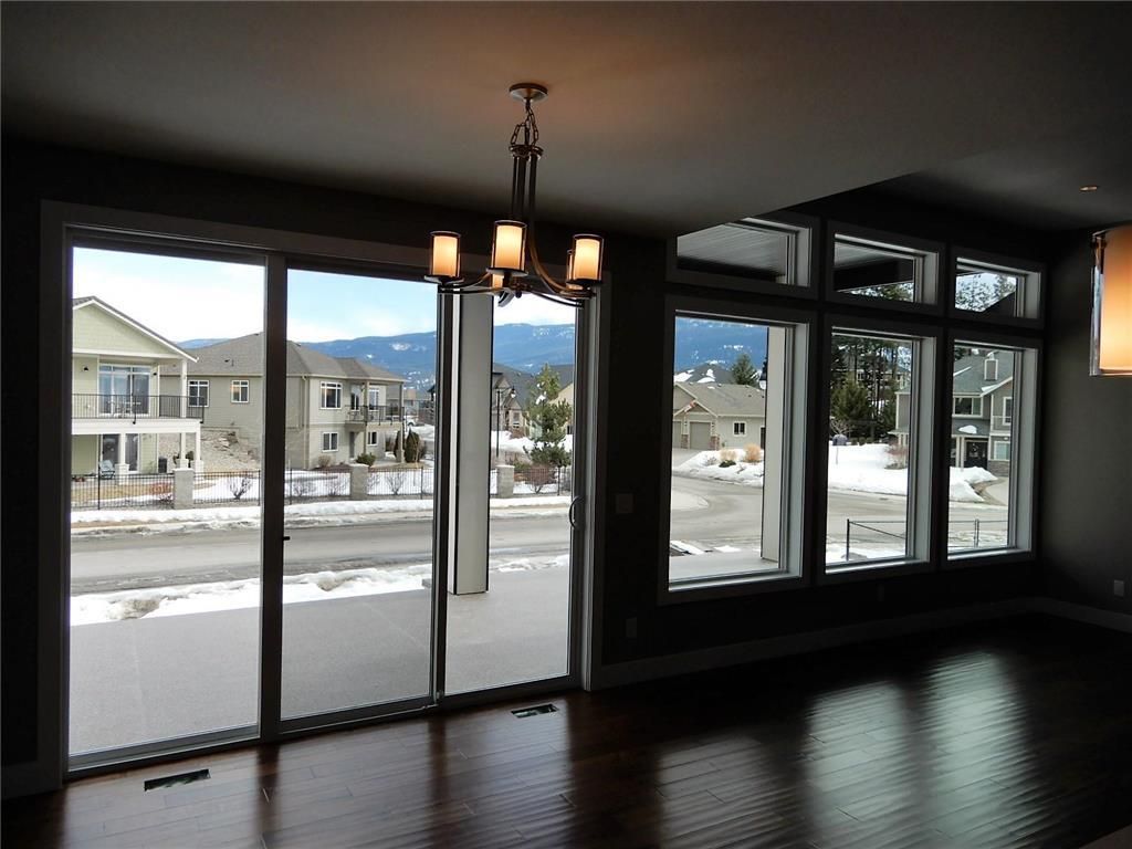 listing image 16513733002852727811