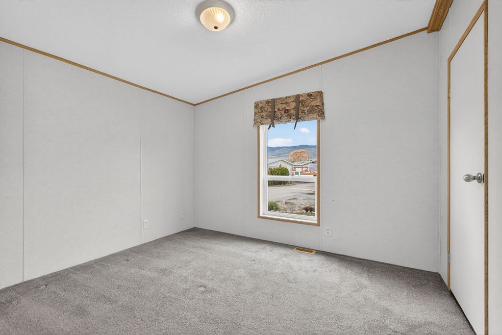 listing image 16515502922812359838