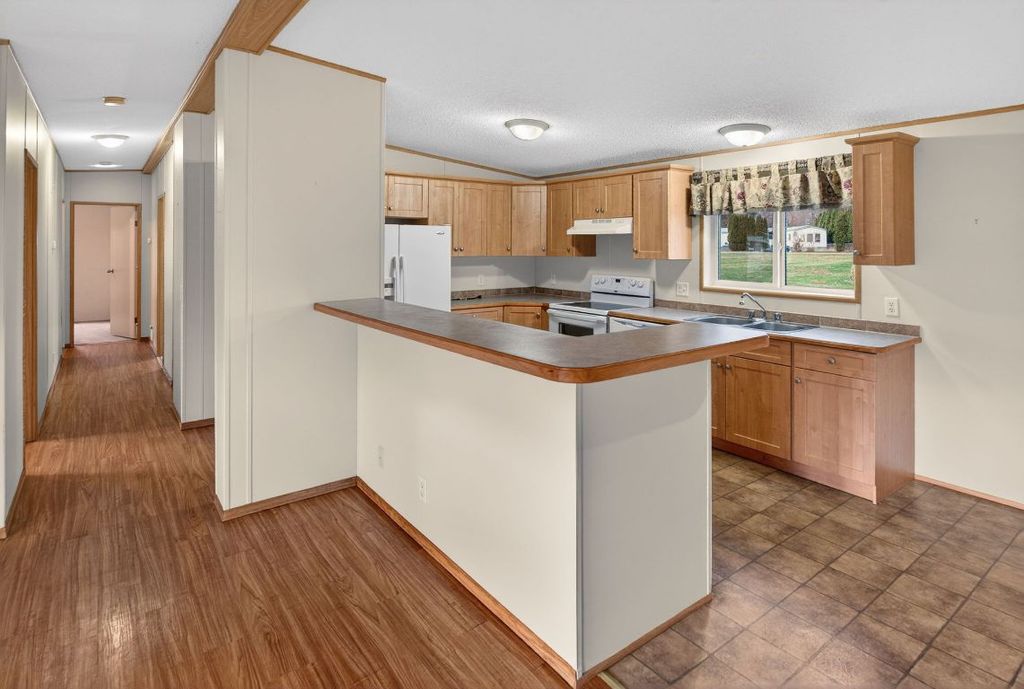 listing image 16510019393029977229