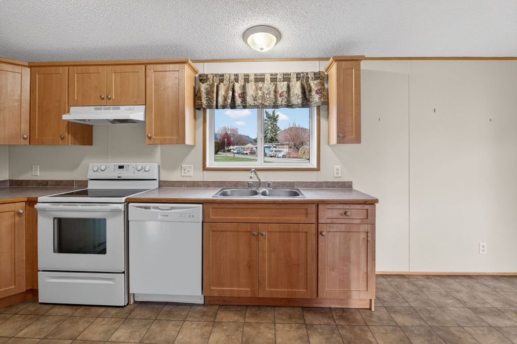 listing image 16513104012274778502