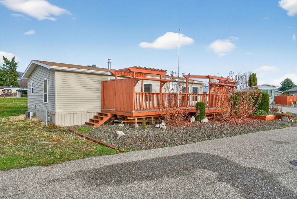 listing image 16511610435457927394