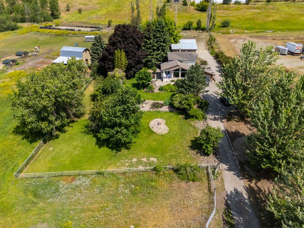 6651 Buchanan Road Coldstream | House for Sale in Coldstream | 10369699 ...