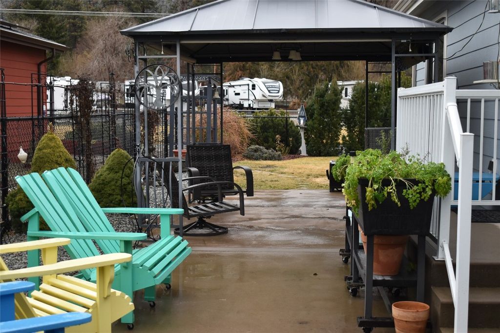 listing image 16516181023677071523