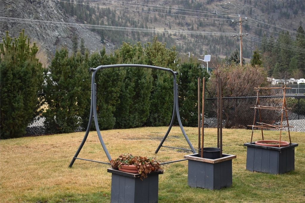 listing image 16510759946900613871