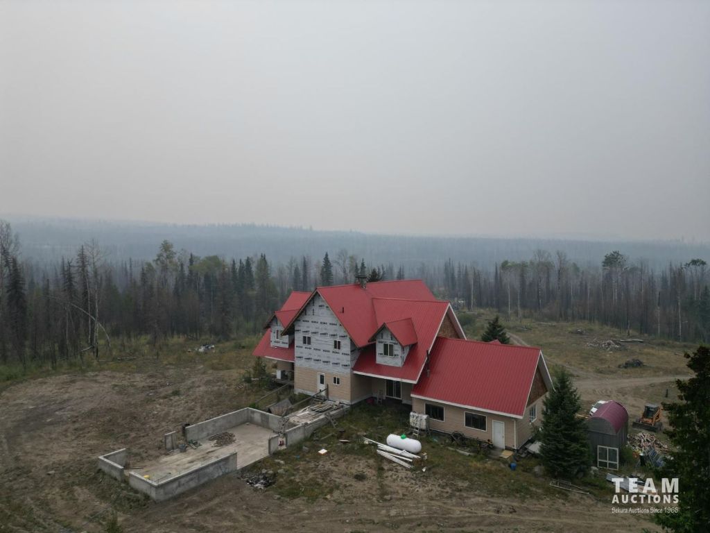 listing image 16514231867993992399