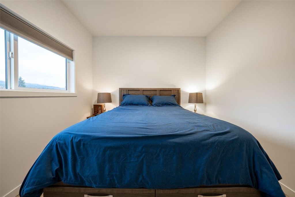 listing image 16515509377197093818