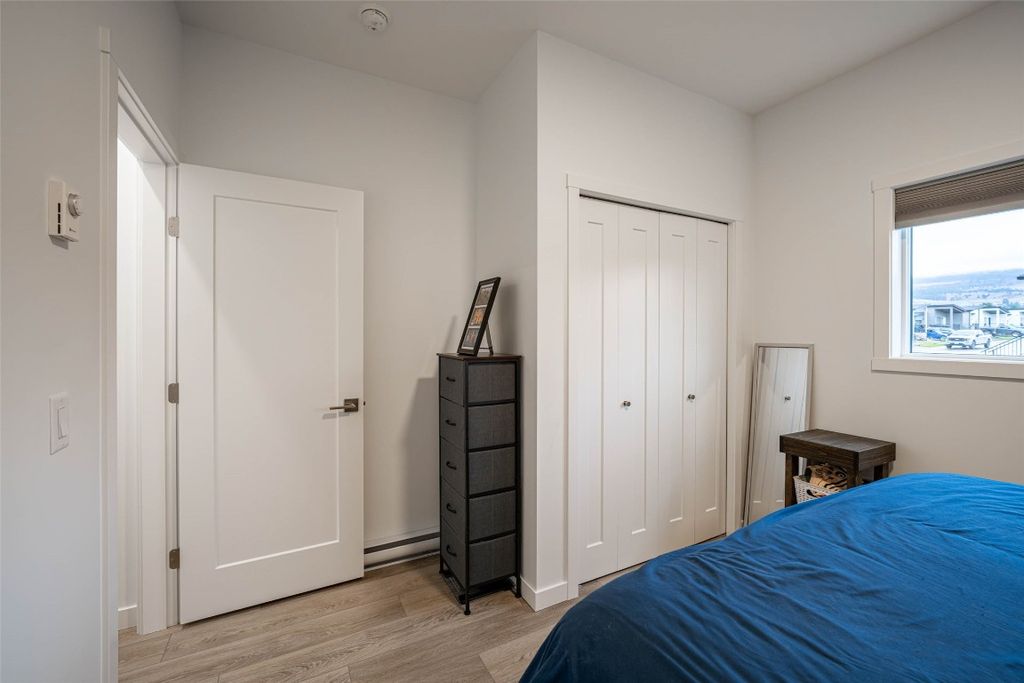 listing image 16517492127027865021