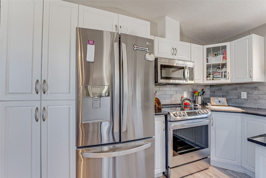 listing image 16517189965247318005