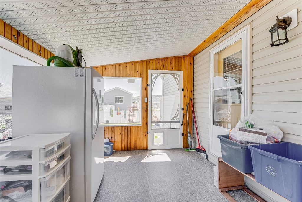 listing image 16511997856276264730