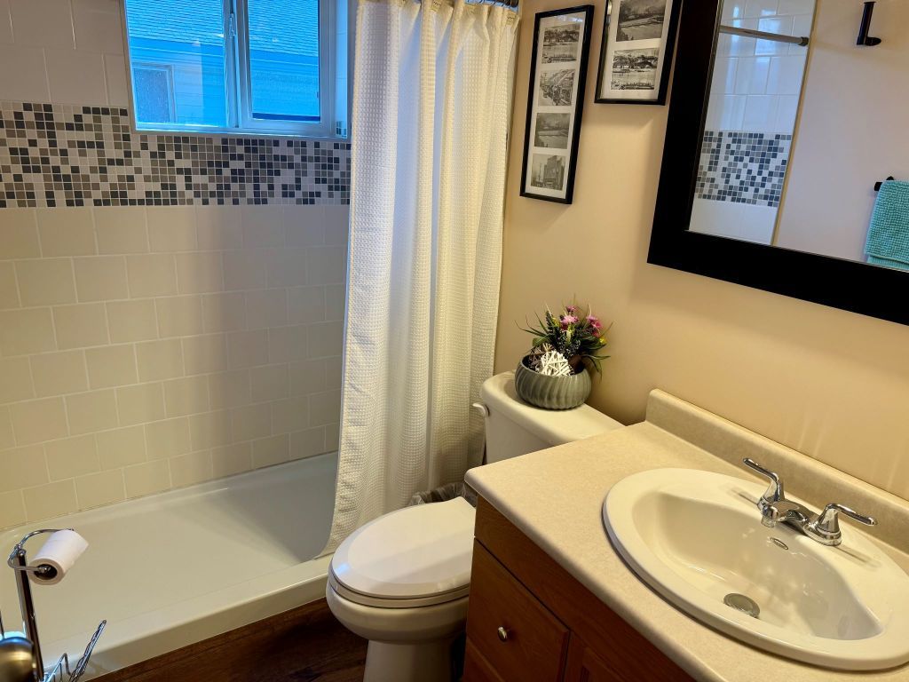 listing image 16512847667110937114