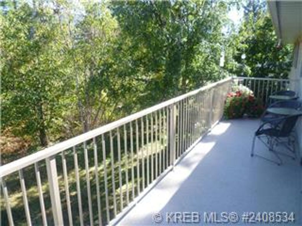 listing image 16512250987122095482