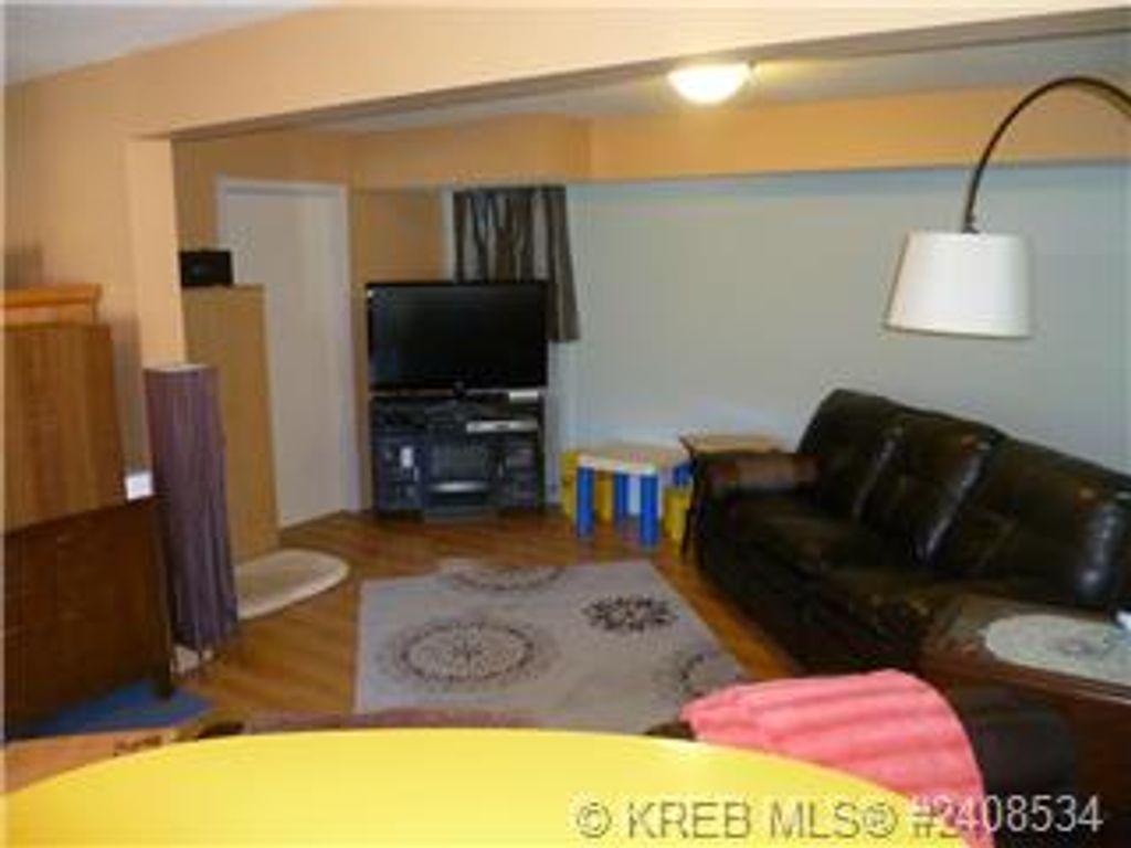 listing image 16511188889641363901