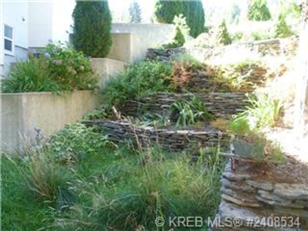 listing image 16516139372851470030