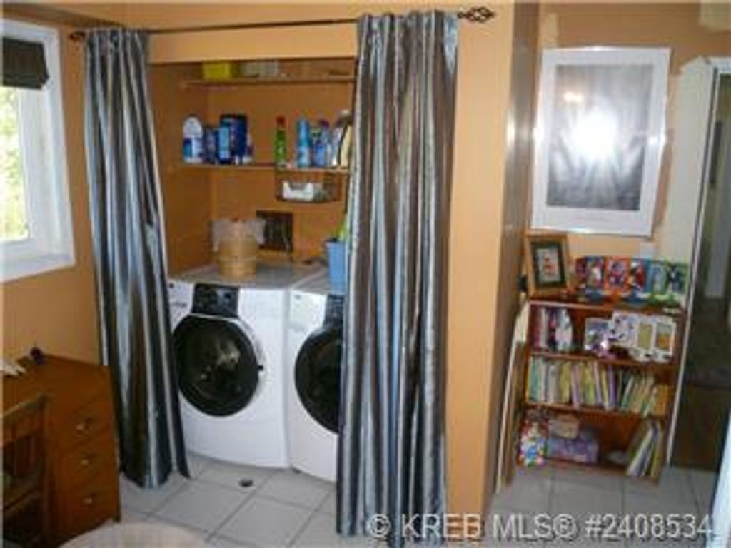 listing image 16512459662725717118