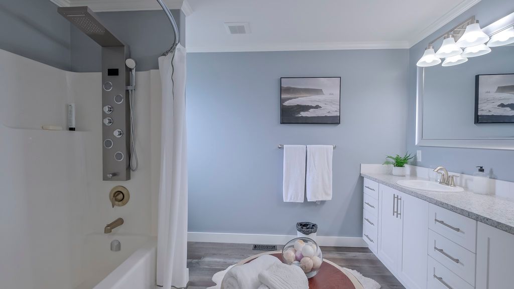 listing image 16512459845933773983