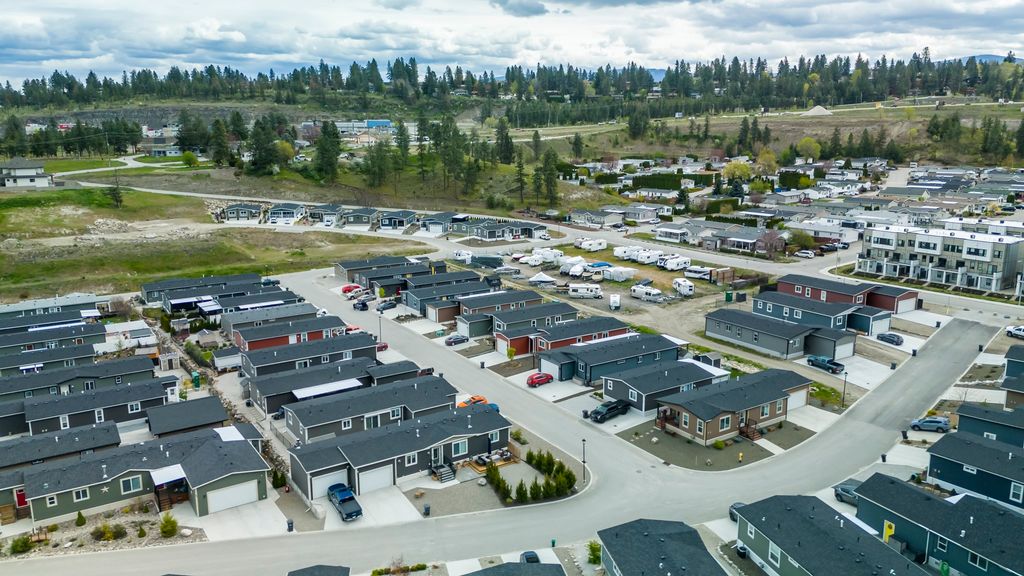 listing image 16513490457067119104