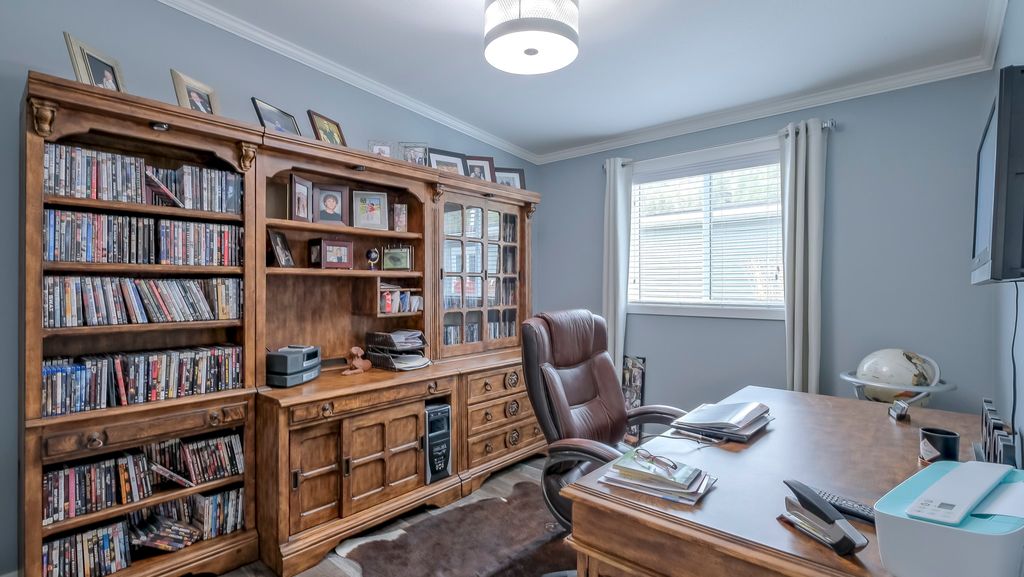 listing image 16517408985275326150