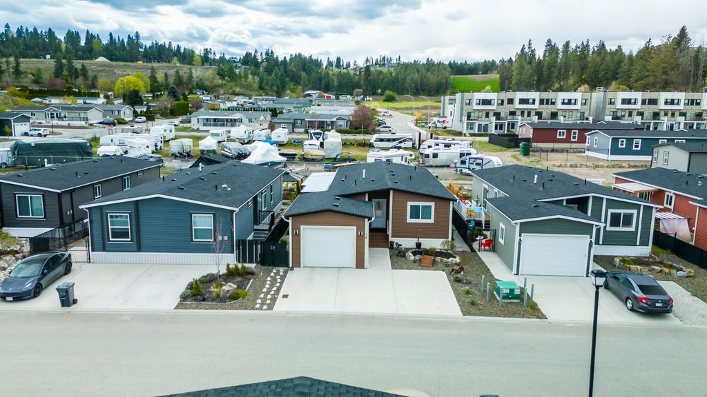 listing image 16512796038470804210