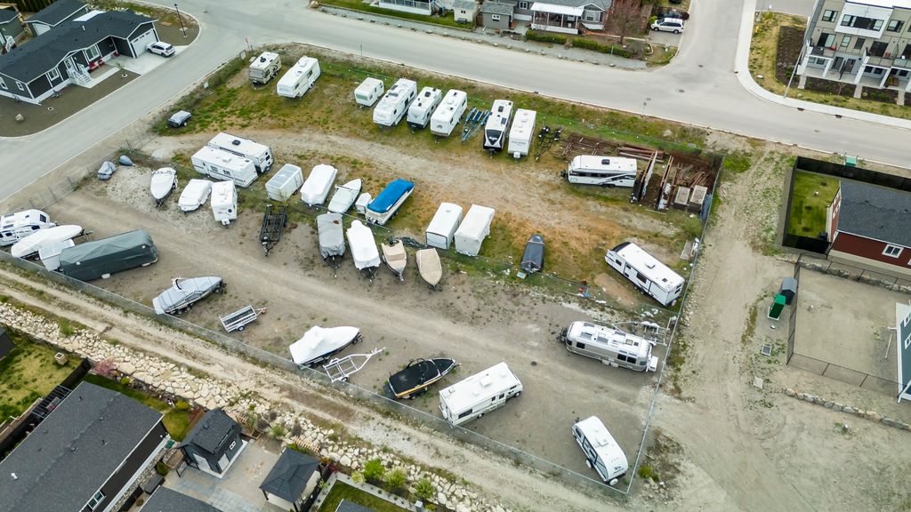 listing image 16514894943904578689